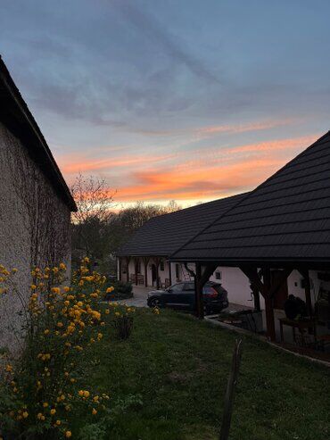 gazdovsky dvor u kartacov